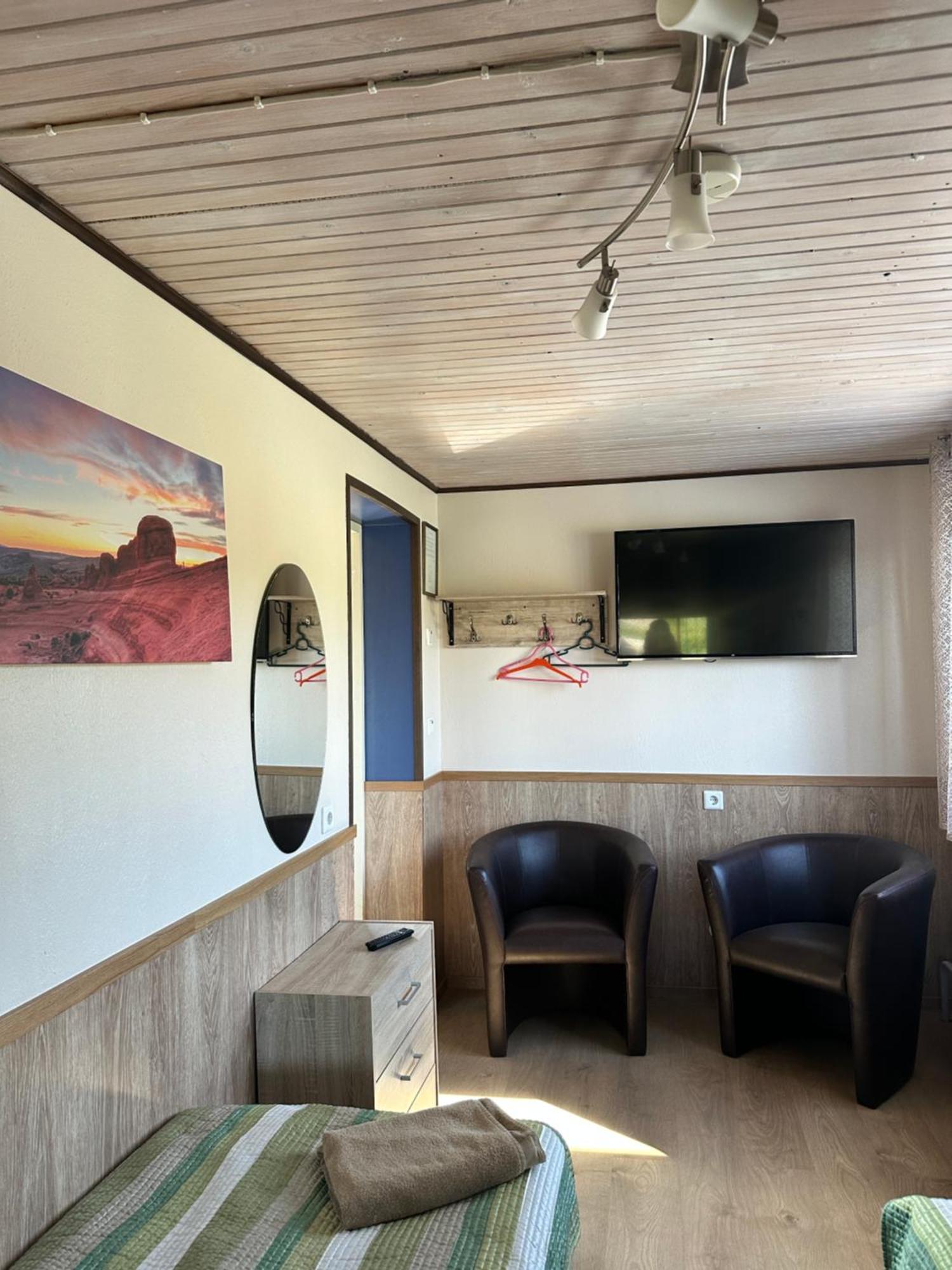 派尔努 玛尼库旅馆酒店 外观 照片